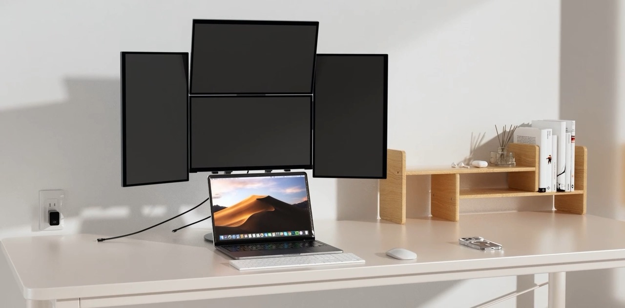 Ultrax Premium dörtlü monitörün standa takılıp masada kurulması