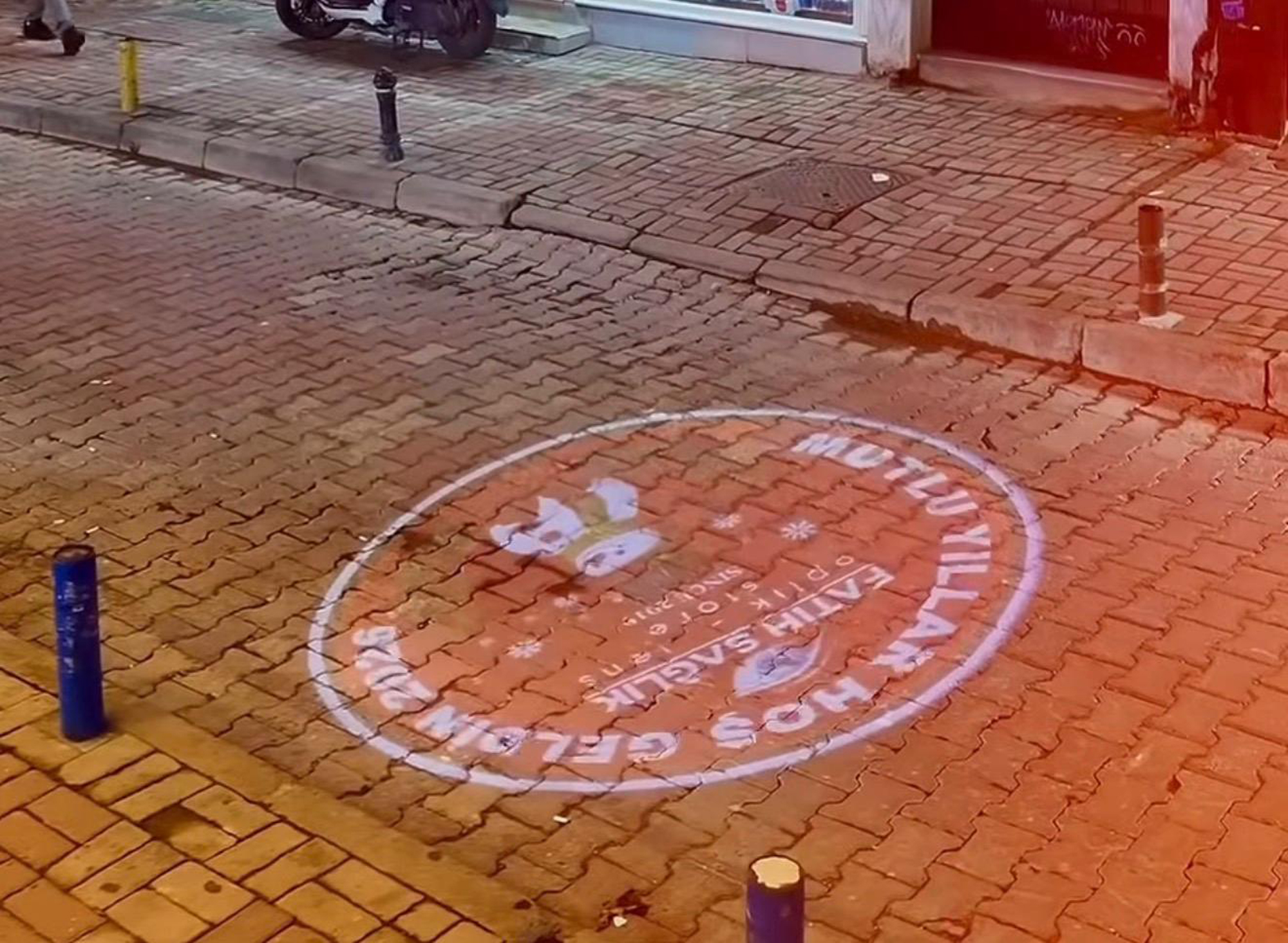 Turizm Sektöründe Marka Görünürlüğünü Artıran Logo Projektör Çözümleri