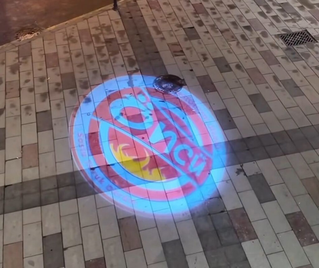 Kafe ve Restoranlar İçin En Uygun Logo Projektör Modelleri ve Watt Seçimi