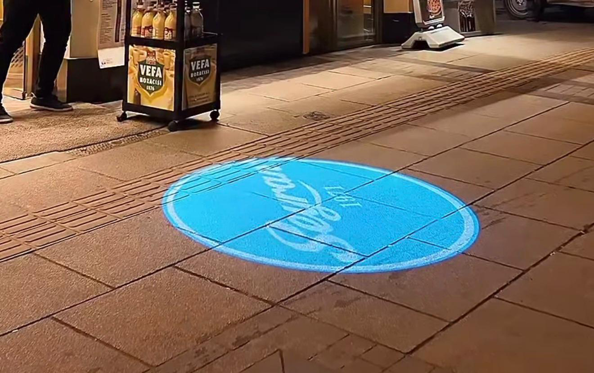 IP67 Sertifikalı 55W Logo Projektör ile Dış Mekan Reklam Rehberi: Her Havada Markanız Parlasın