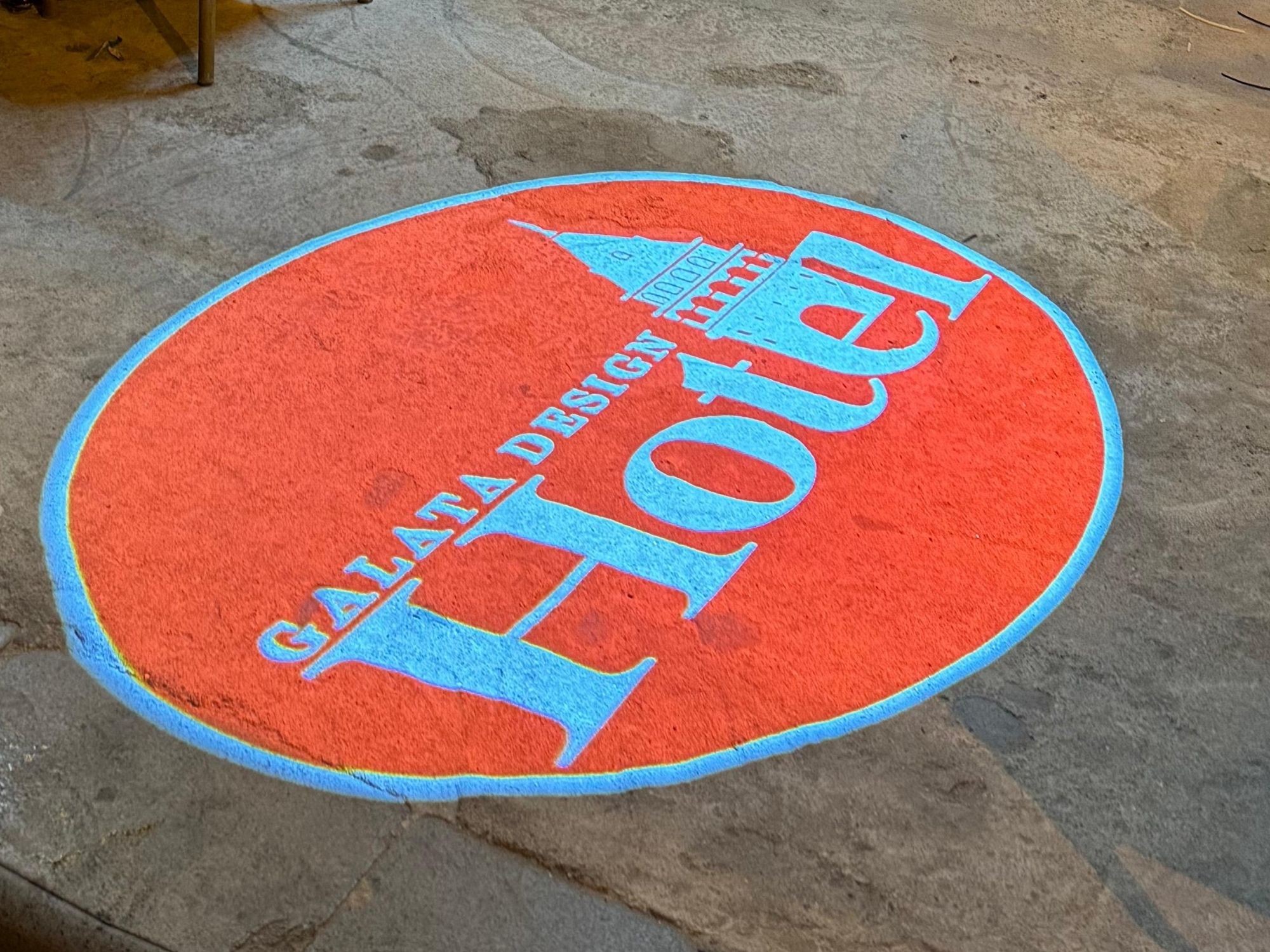 Oteller İçin Logo Projektör ile Prestijli Karşılama