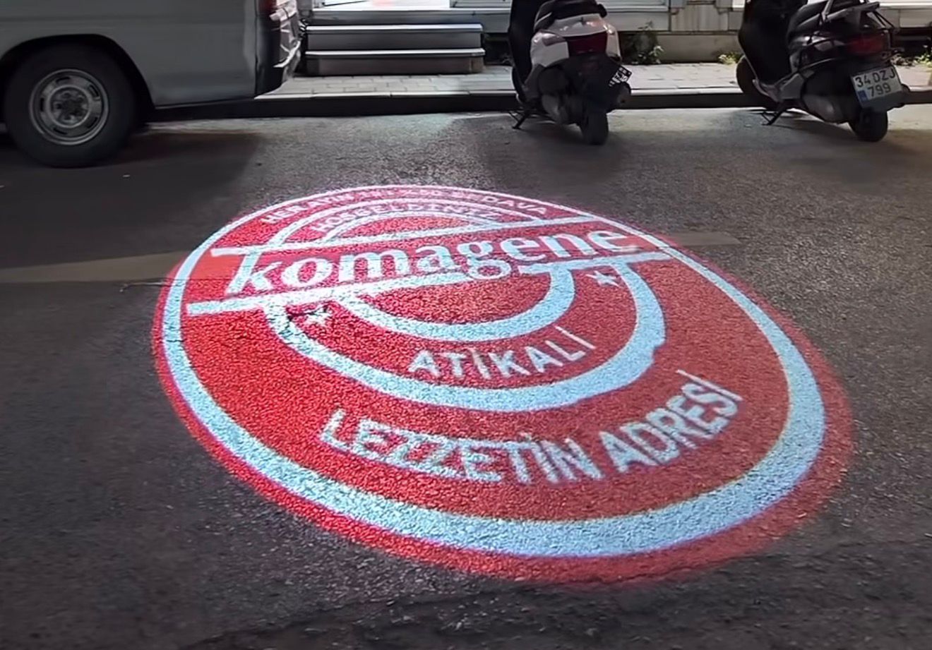 Logo Projektör ile Geleneksel Tabelalar Arasındaki Farklar