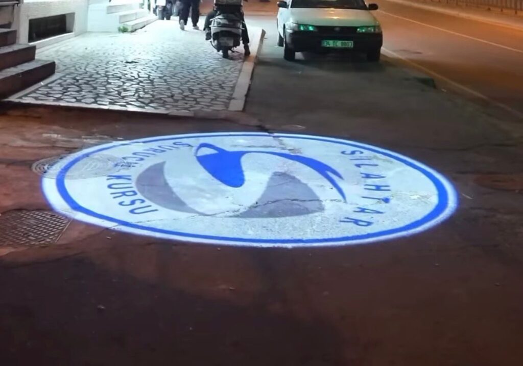 logo projektör